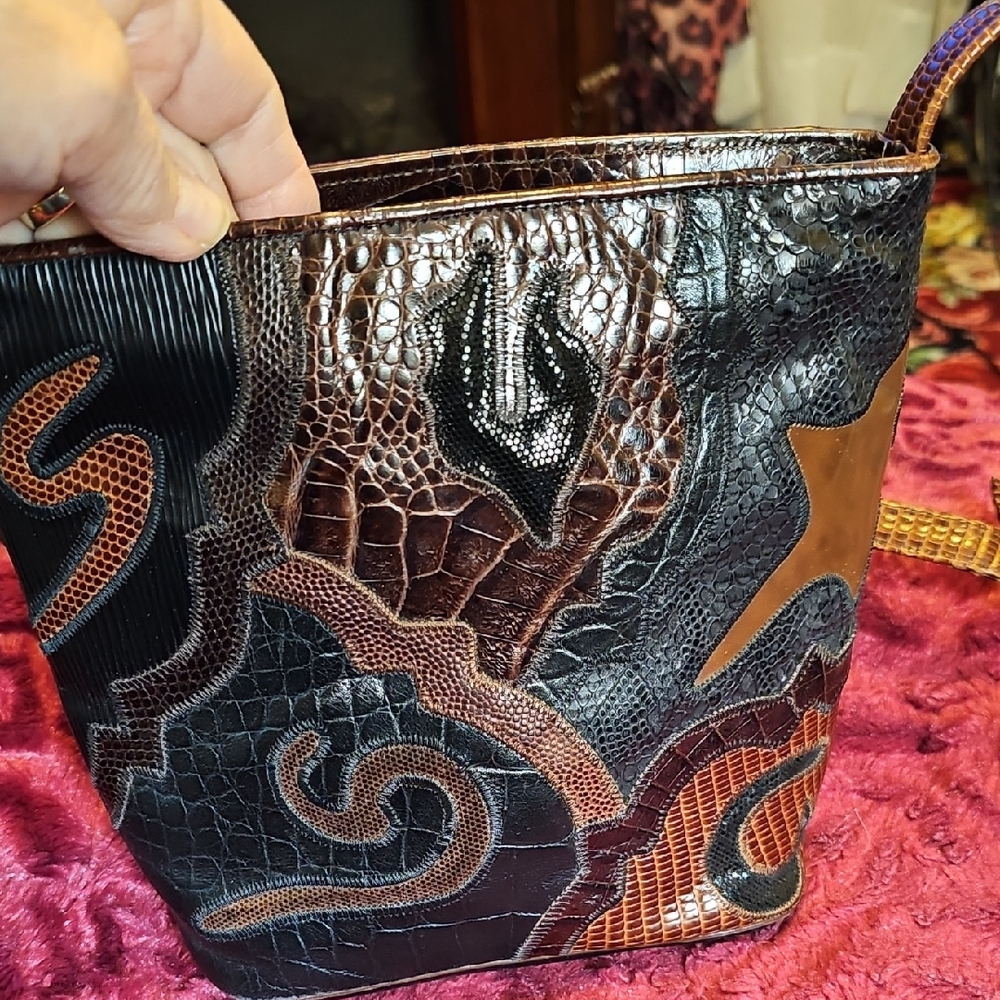 Sharif Multicolor Crossbody Bag